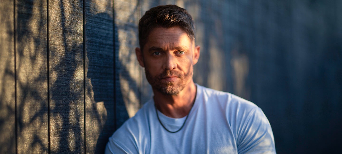 Brett Young - 2.0 Tour